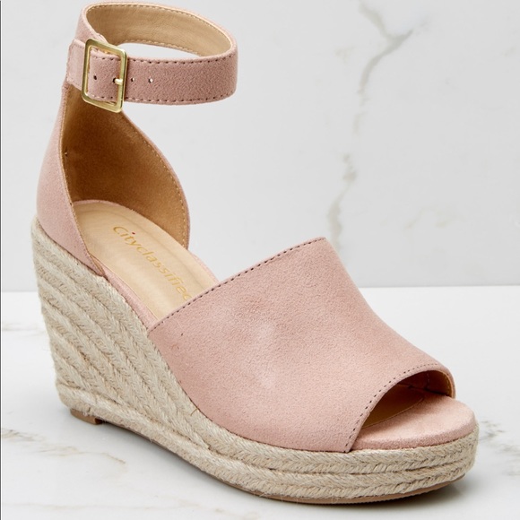 blush pink wedges